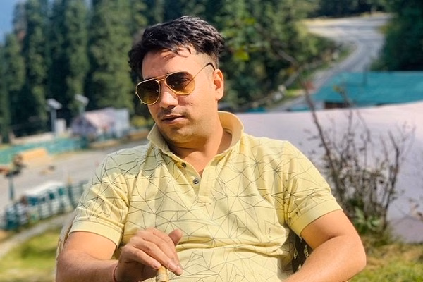 आईबी अफसर की हत्या में आप के पूर्व पार्षद ताहिर हुसैन समेत पांच को उम्रकैद